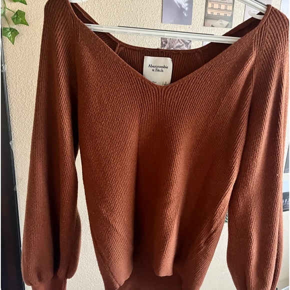 Ambercrombie & Fitch Sweater V-neck Orange/brown - Picture 2 of 3